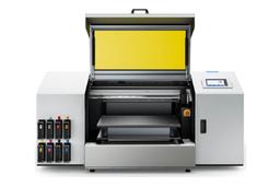 Foto2: Roland VersaOBJECT MO-240 UV-Flachbettdrucker